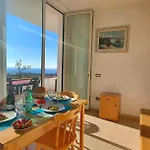 Aparthotel Naturamare - Piscina Idromassaggio Con Vista Mare Aperta Fino Alle Ore 22-00 Capo Vaticano