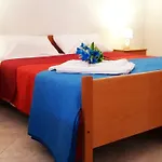 Aparthotel Naturamare - Piscina Idromassaggio Con Vista Mare Aperta Fino Alle Ore 22-00