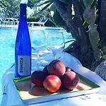 Naturamare - Piscina Idromassaggio Con Vista Mare Aperta Fino Alle Ore 22-00 Aparthotel 3*