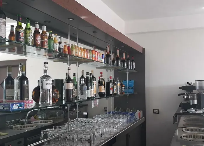 Naturamare - Piscina Idromassaggio Con Vista Mare Aperta Fino Alle Ore 22-00 Apartmanhotel 3*