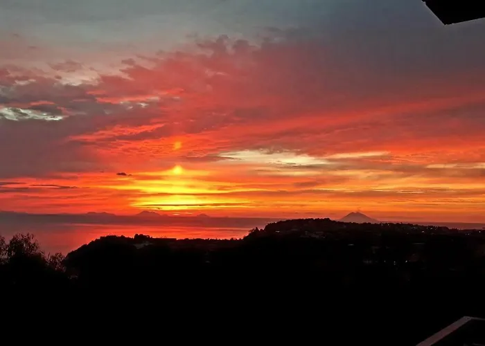 Apartmanhotel Naturamare - Piscina Idromassaggio Con Vista Mare Aperta Fino Alle Ore 22-00 Capo Vaticano