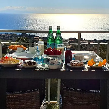 Naturamare - Piscina Idromassaggio Con Vista Mare Aperta Fino Alle Ore 22-00 3* Capo Vaticano