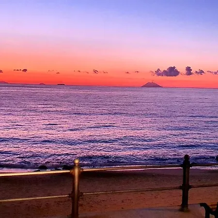 Apartmanhotel Naturamare - Piscina Idromassaggio Con Vista Mare Aperta Fino Alle Ore 22-00