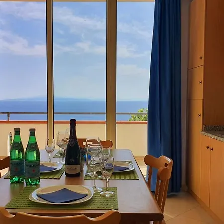 Naturamare - Piscina Idromassaggio Con Vista Mare Aperta Fino Alle Ore 22-00 3*