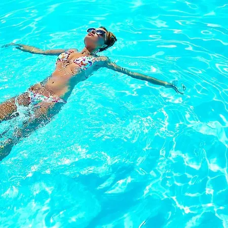 Naturamare - Piscina Idromassaggio Con Vista Mare Aperta Fino Alle Ore 22-00 3*