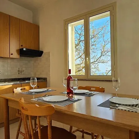 Naturamare - Piscina Idromassaggio Con Vista Mare Aperta Fino Alle Ore 22-00 Apartmanhotel 3*