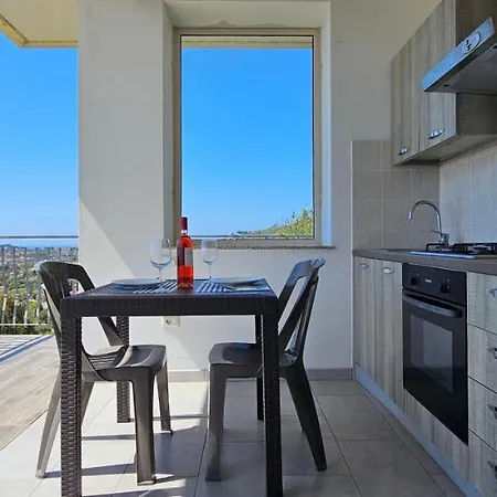 Apartmanhotel Naturamare - Piscina Idromassaggio Con Vista Mare Aperta Fino Alle Ore 22-00 Capo Vaticano