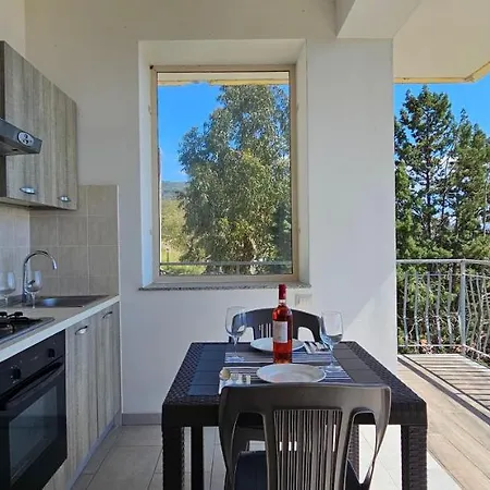 Naturamare - Piscina Idromassaggio Con Vista Mare Aperta Fino Alle Ore 22-00 Apartmanhotel Capo Vaticano