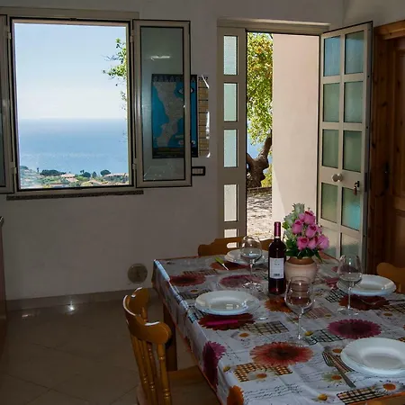 Naturamare - Piscina Idromassaggio Con Vista Mare Aperta Fino Alle Ore 22-00 Capo Vaticano