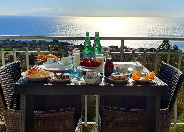 Naturamare - Piscina Idromassaggio Con Vista Mare Aperta Fino Alle Ore 22-00 3* Capo Vaticano