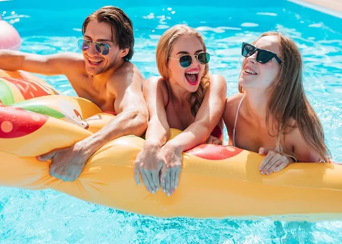 Naturamare - Piscina Idromassaggio Con Vista Mare Aperta Fino Alle Ore 22-00 梵蒂冈角