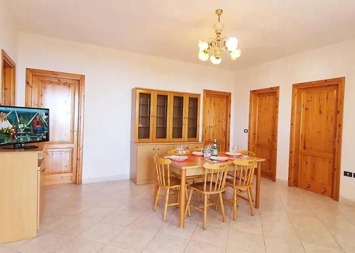 Naturamare - Piscina Idromassaggio Con Vista Mare Aperta Fino Alle Ore 22-00 קאפו ואטיצ'אנו