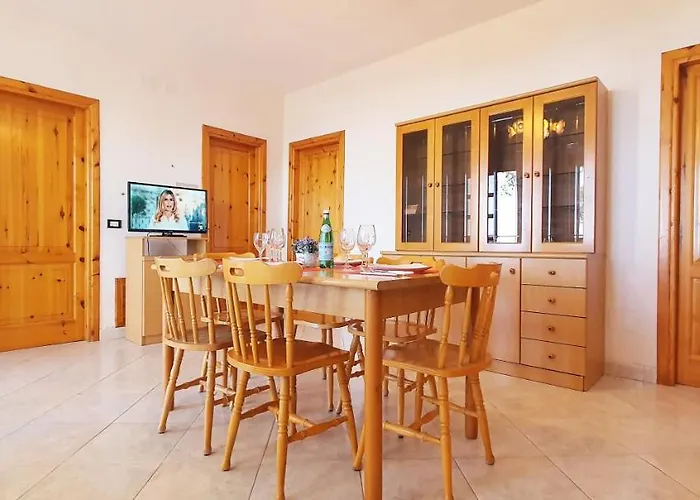 מלון דירות Naturamare - Piscina Idromassaggio Con Vista Mare Aperta Fino Alle Ore 22-00