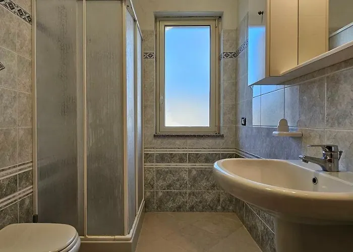 Naturamare - Piscina Idromassaggio Con Vista Mare Aperta Fino Alle Ore 22-00 3* 梵蒂冈角