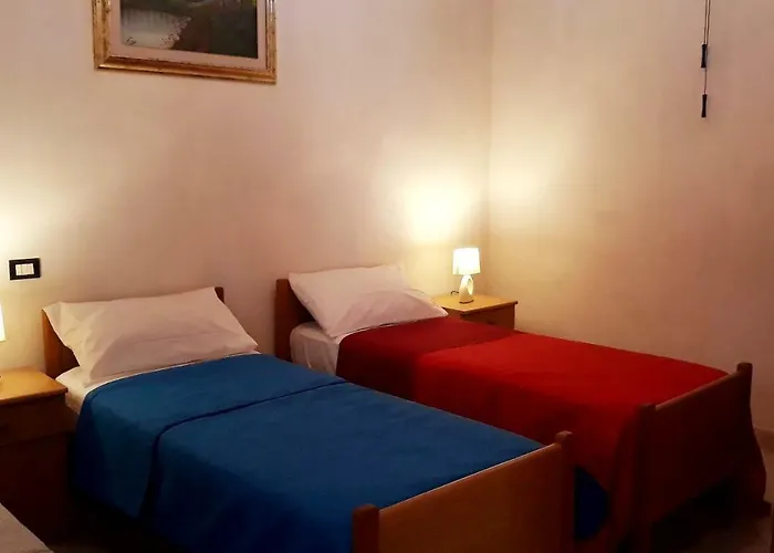 מלון דירות Naturamare - Piscina Idromassaggio Con Vista Mare Aperta Fino Alle Ore 22-00 3*